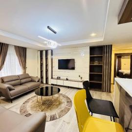 Lee apartment