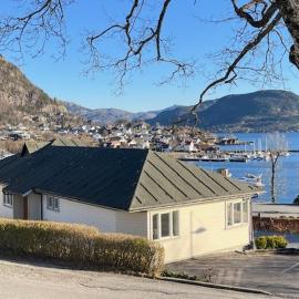 Guesthouse Vågen、Strandのホテル