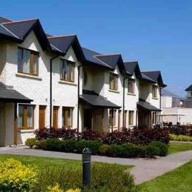 Lodge on Grounds of Ballykisteen Golf Resort, hotell i Tipperary
