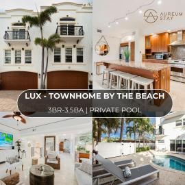 Beachside Luxury Private Townhome with Pool and Ocean Views, Hotel in Boca Raton