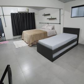 Espaco confortavel, tudo novo, reserve com pelo menos 1h de antecedencia, hotel in Rondonópolis