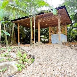 Camping do Bosque - Deck 01, hotel in Rodeio