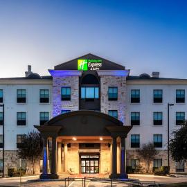 Holiday Inn Express & Suites Del Rio by IHG, hotel Del Rióban