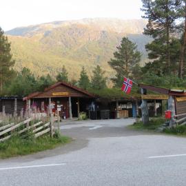 Hov Hyttegrend, Hotel in Viksdalen