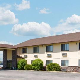 Super 8 by Wyndham Perry IA, hotel in Perry