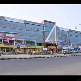 Hotel Vaishnavi Grand, hotel v destinaci Warangal