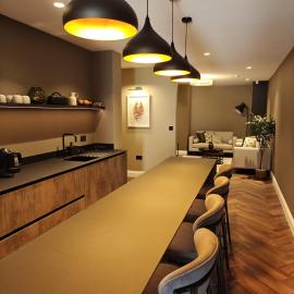 The Basement, hotel in Saint Annes on the Sea