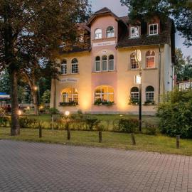 Hotel & Restaurant Raueneck, отель в городе Бад-Заров