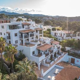 Apartmentos Nort, Hotel in Portinatx