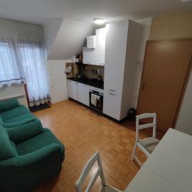 Apartma Valerija، فندق في زريس