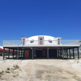 The Spaceship House!, Hotel in Navarre