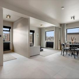 Newly renovated apartment by the sea in Hafnarfjörður, hotel i Hafnarfjörður