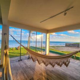 Quartos Casa Pé na Areia, hotell sihtkohas Balneário Barra do Sul