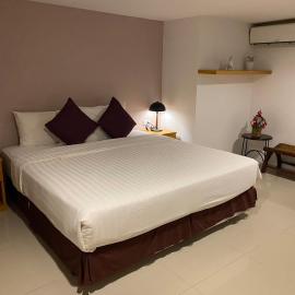 Chiang Mai Hill Hotel، فندق في شيانغ ماي