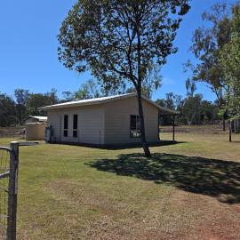 Blackbutt The Shack at Gilinlea, hotel en Benarkin
