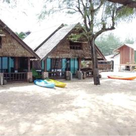 Sunrise Chalet, hotel di Marang