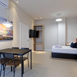 Osito Hub - Colomer, hotel in Valencia