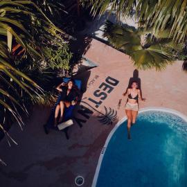 Destiny beach hotel and club, hotell i Marumbi