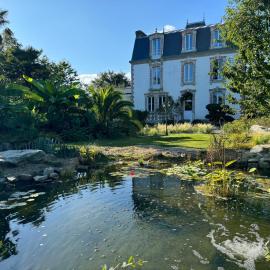 Manoir de Lanveur, hotel in Fouesnant