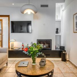 Blue Ribbons luxury house, hotel in Ouranoupoli