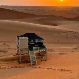 Oman desert private camp, מלון בShāhiq
