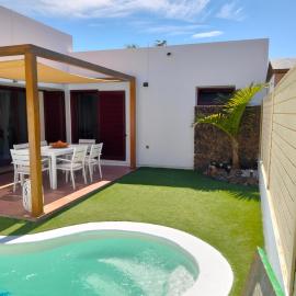 Casa Vacacional Villa Liberty, hotel in Corralejo