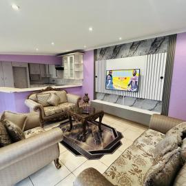 Casa3 Eastgate Mall