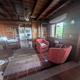 A truly amazing house by the beach, hotel a Playa Verde