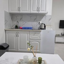 Taksim Apartman、イガロのホテル