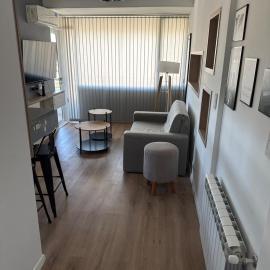 Departamento Nro 4 de 1 dormítorio más sofá cama en living, hotel in Marcos Juárez