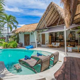 Luxury 3BR Villa Daenerys Pool Ricefield Family-Friendly Near Canggu, hotel in Kerobokan