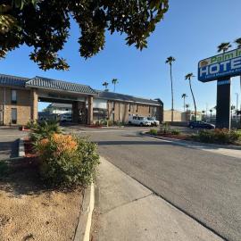 Palm Inn Hotel near Tyler Mall Riverside, hotel in Riverside