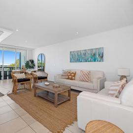 Paradiso Beachfront Apartment