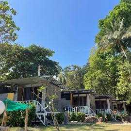 Koh Ngai Sea Open Resort, hotel v destinaci Ko Ngai
