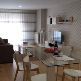 Apartamentos Nájera, hotel u gradu 'Nájera'