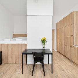 Air Apartments - Code entry only, No staff, hotel v Vilni