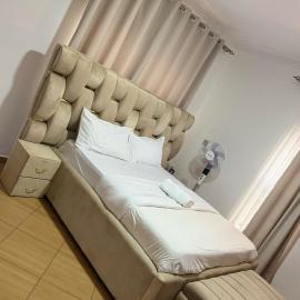 KOSUHOMEs、Namugongoのホテル
