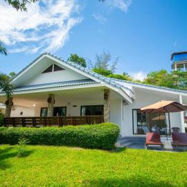 Windy House By Serenity Sea House، فندق في Ban Khao Khwang (2)