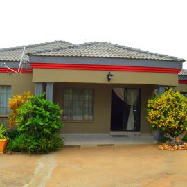 Chobe Kulotu Guest House