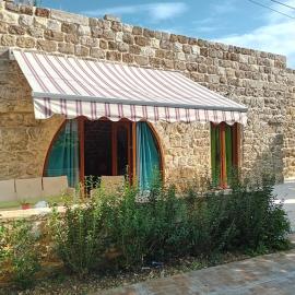 Martha's house, hotel en Biblos