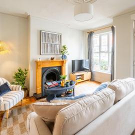 Swift Host - Golden Triangle 2 bed - Garden - Parking