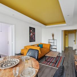 Comfortable and spacious apart with parking, hotell i Colombes