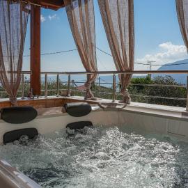 SundayMar Stone House with Private Hot Tub