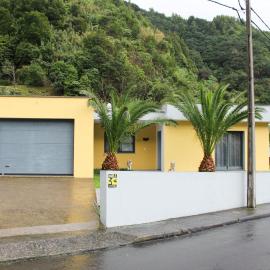 Waterfall House, Hotel in Faial da Terra
