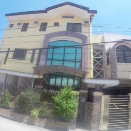 Haus Of Tubo Davao, hotel v destinácii Davao