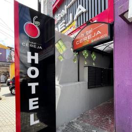 Viesnīca Hotel Cereja pilsētā Poá