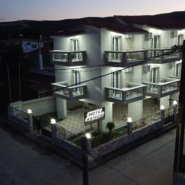 HOTEL ARIADNI, ξενοδοχείο στην Αγία Άννα