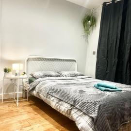 Vf apartments kingsbury, hotel a The Hyde