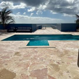 The Cave Beach House, hotel in Lagun