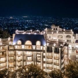 Pokhara Panorama Resort and Spa-Luxury Redefined, hotel in Pokhara